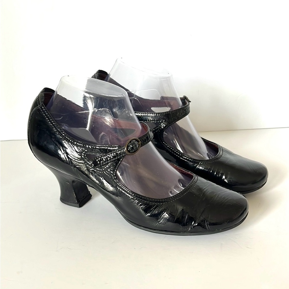 Clarks Indigo Black Patent Leather Mary Jane Pumps Heels Shoe Retro Size 9M - Picture 7 of 16